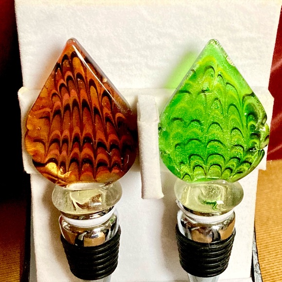 Glass Wine Stopper Gift Set - Picture 2 of 5